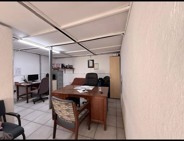15,011M² BUILDING FOR SALE IN RIVERSIDE